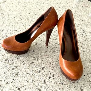 Brown guess stiletto size 6 1/2